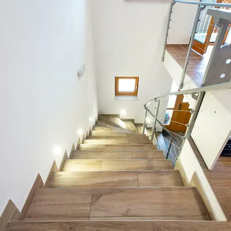 Apartman Roberta *